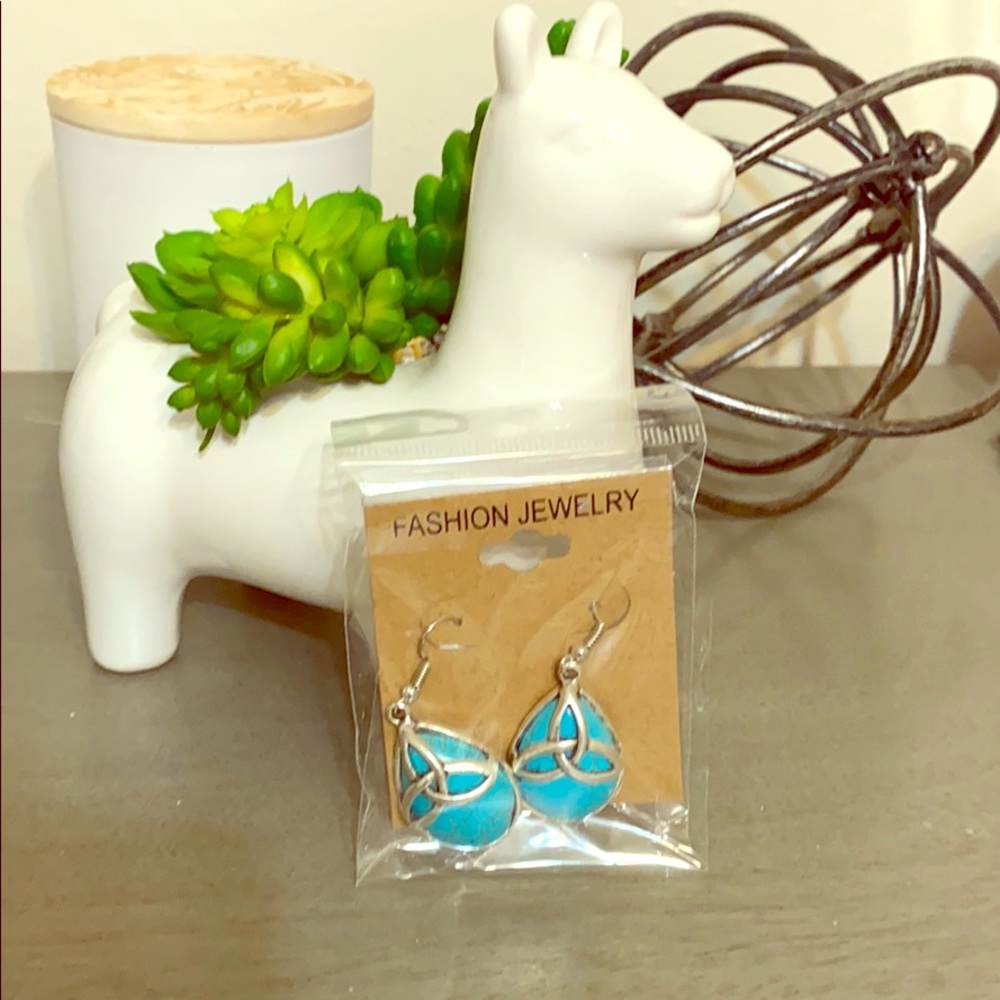 Turquoise Celtic Earrings - Picture 1 of 2